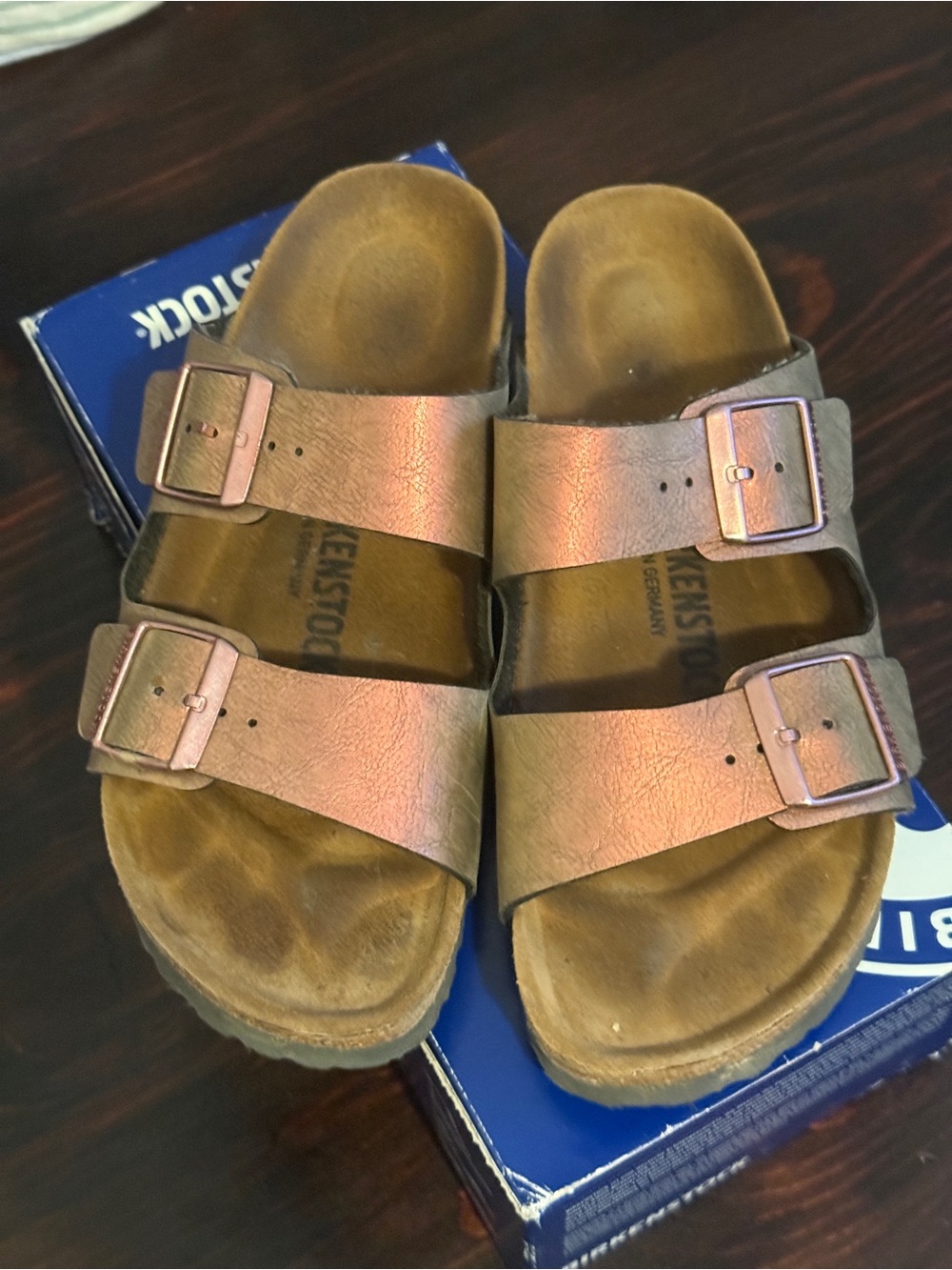 Birkenstock women’s Arizona Metallic Rose Gold Double-Buckle Sandal